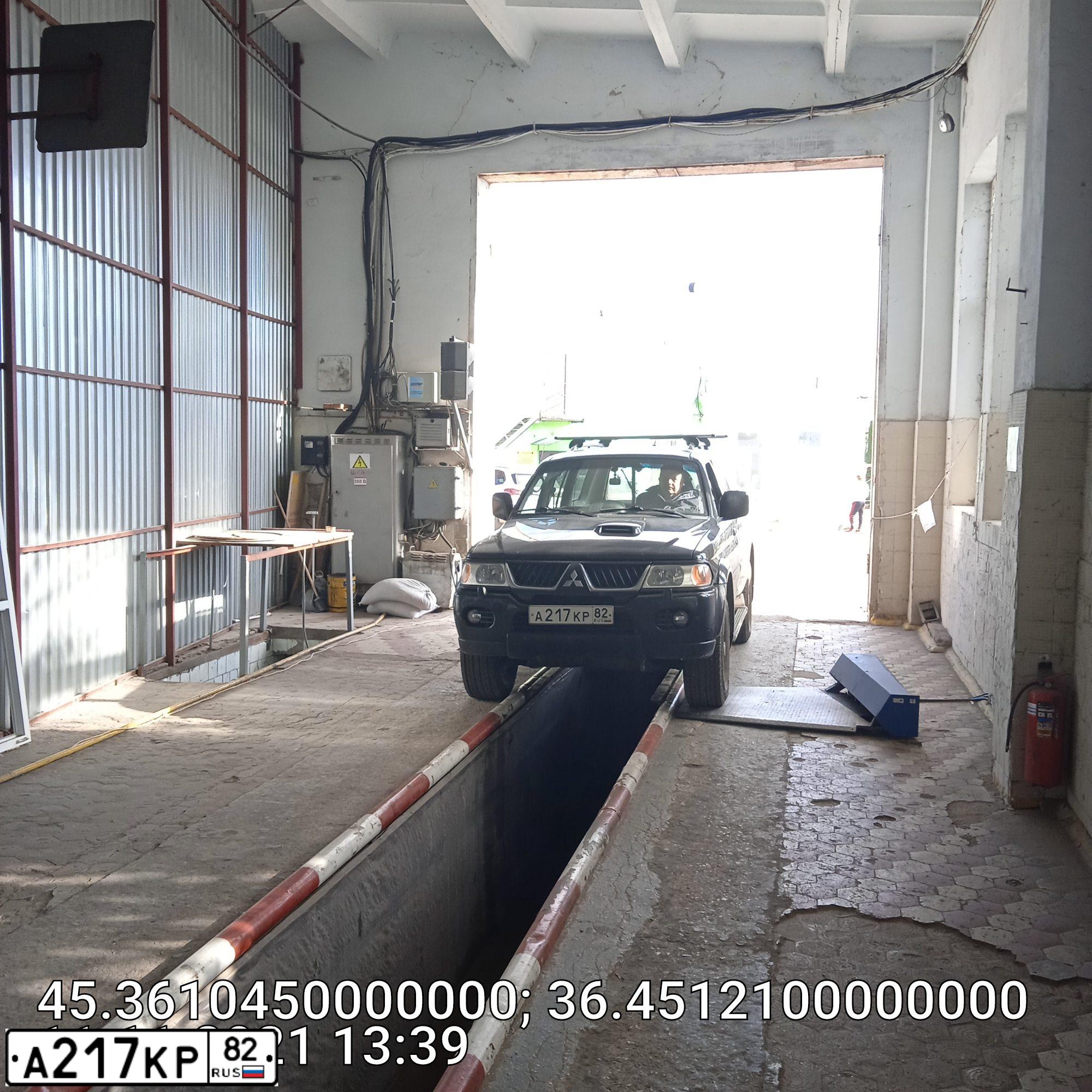 Фото автомобиля MITSUBISHI Pajero, 2006 — госномер А217КР82