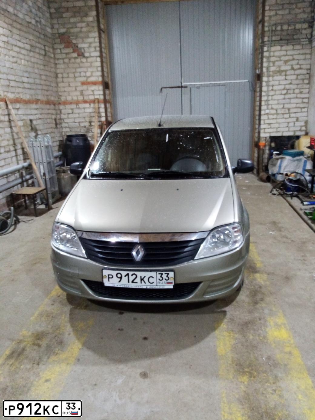 Фото автомобиля RENAULT LOGAN, 2010 — госномер Р912КС33. Цвет: БЕЖЕВЫЙ