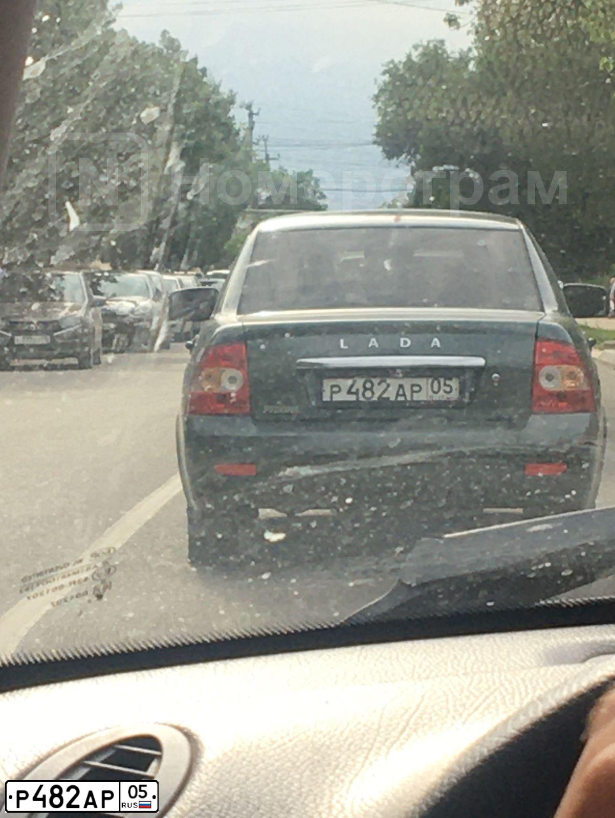 Фото автомобиля LADA 2170 PRIORA, 2010 — госномер Р482АР05