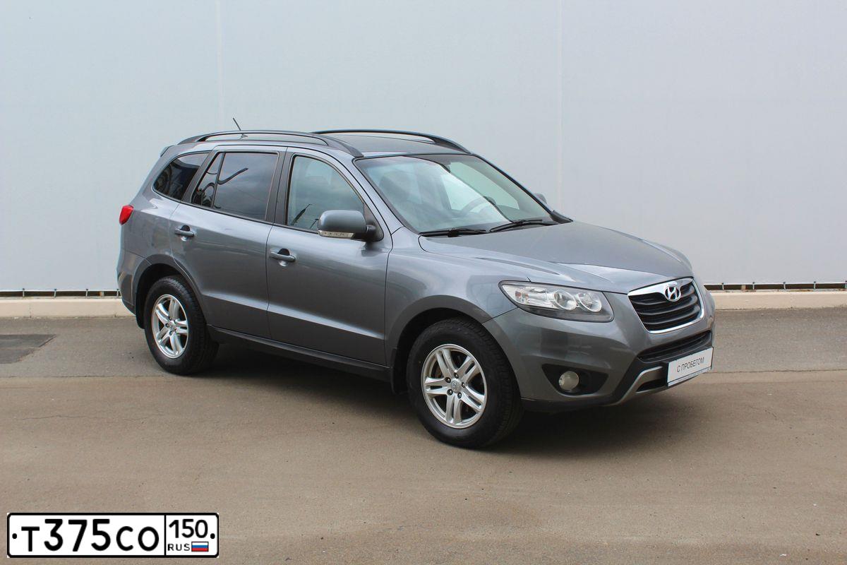 Фото автомобиля HYUNDAI SANTA FE, 2015 — госномер Т375СО150. Цвет: СЕРЫЙ