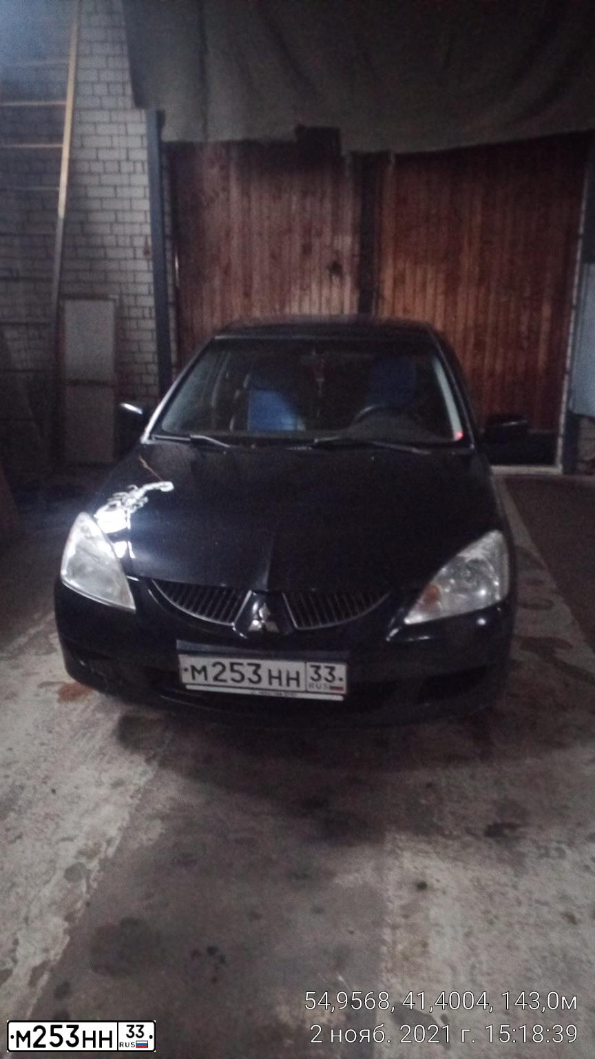 Фото автомобиля MITSUBISHI LANCER, 2005 — госномер М253НН33. Цвет: ЧЕРНЫЙ