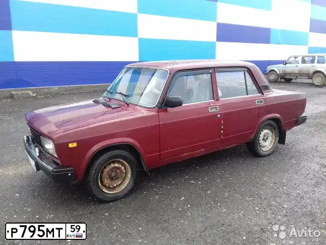 Фото автомобиля LADA 2105 LADA, 2008 — госномер М672ЕО159. Цвет: ВИШНЕВЫЙ