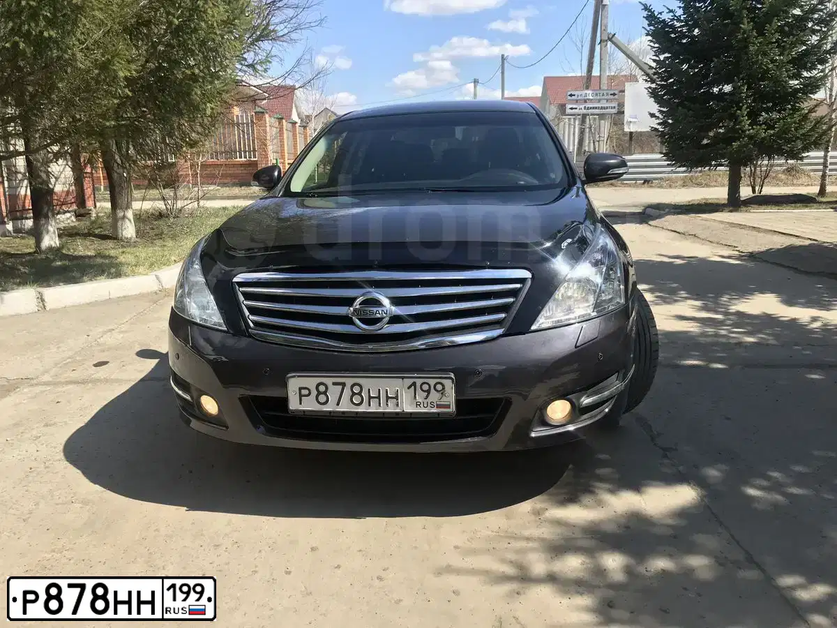 Фото автомобиля NISSAN TEANA, 2008 — госномер Р878НН199. Цвет: серо-сиреневый металлик