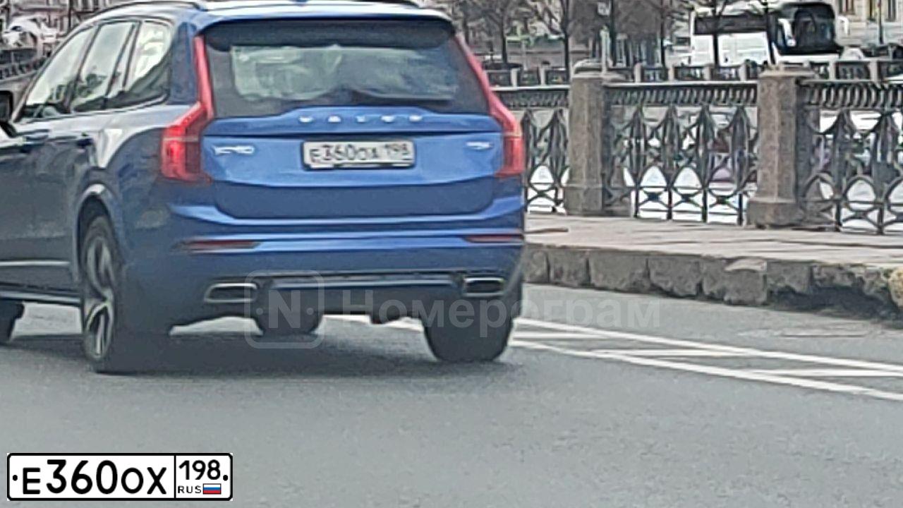 Фото автомобиля PEUGEOT 407, 2008 — госномер А142НВ178. Цвет: Красный