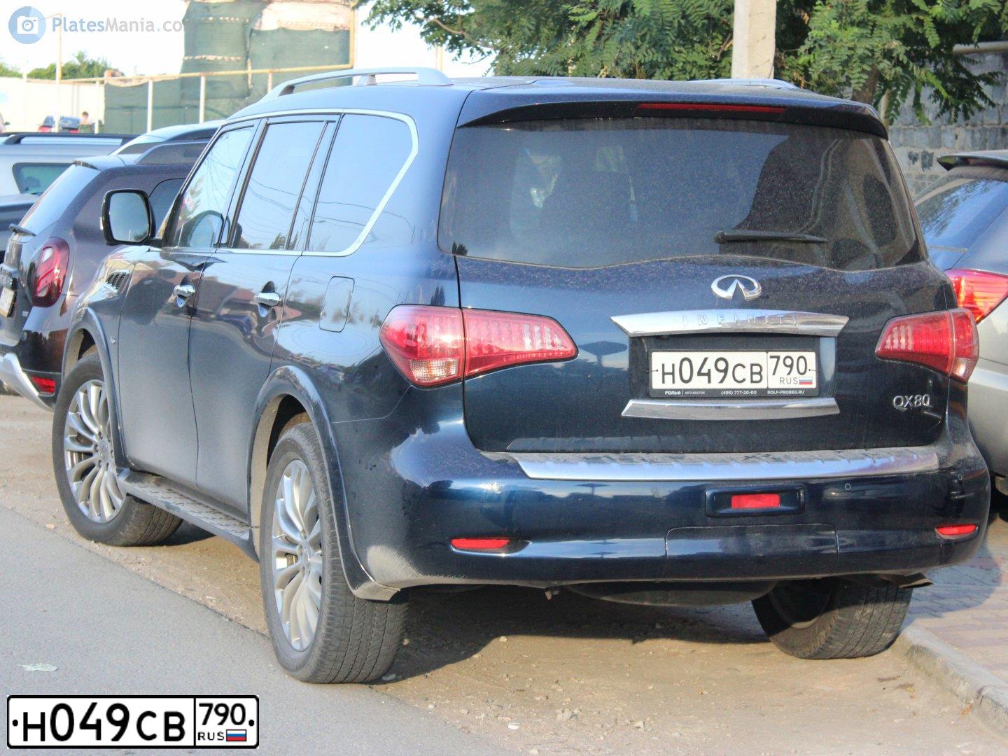 Фото автомобиля INFINITI QX80 /QX56/, 2017 — госномер Н049СВ790. Цвет: Темно-синий