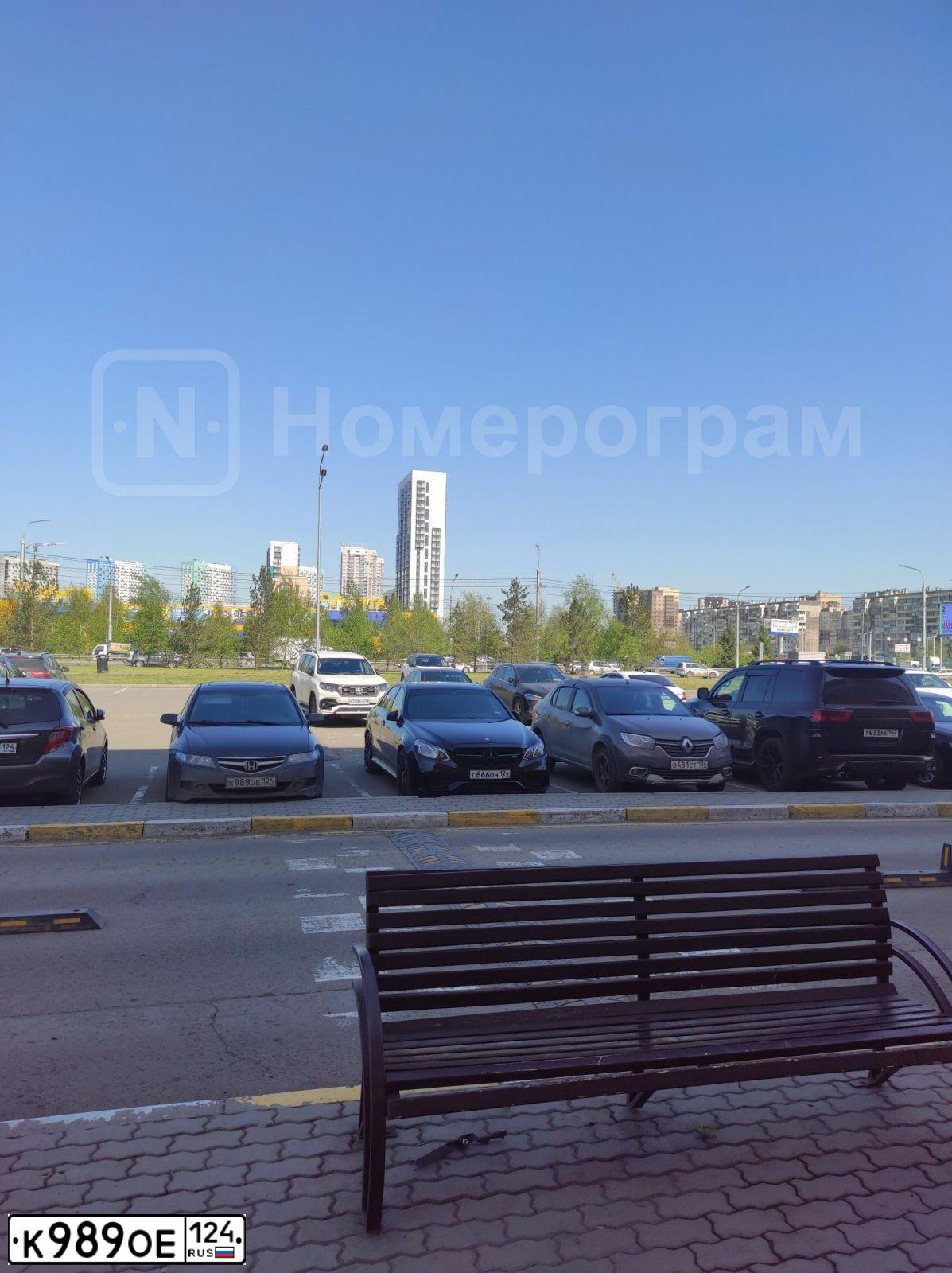 Фото автомобиля HONDA ACCORD, 2007 — госномер К989ОЕ124. Цвет: ЧЕРНЫЙ