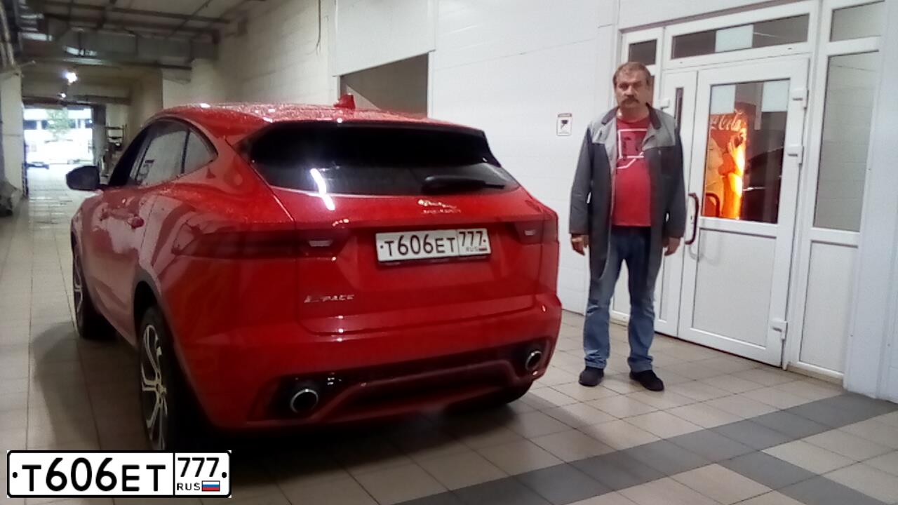 Фото автомобиля INFINITI M, 2013 — госномер А881АМ799. Цвет: Белый