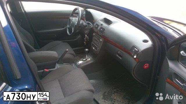 Фото автомобиля TOYOTA AVENSIS, 2005 — госномер А730НУ154. Цвет: ТЕМНО-СИНИЙ