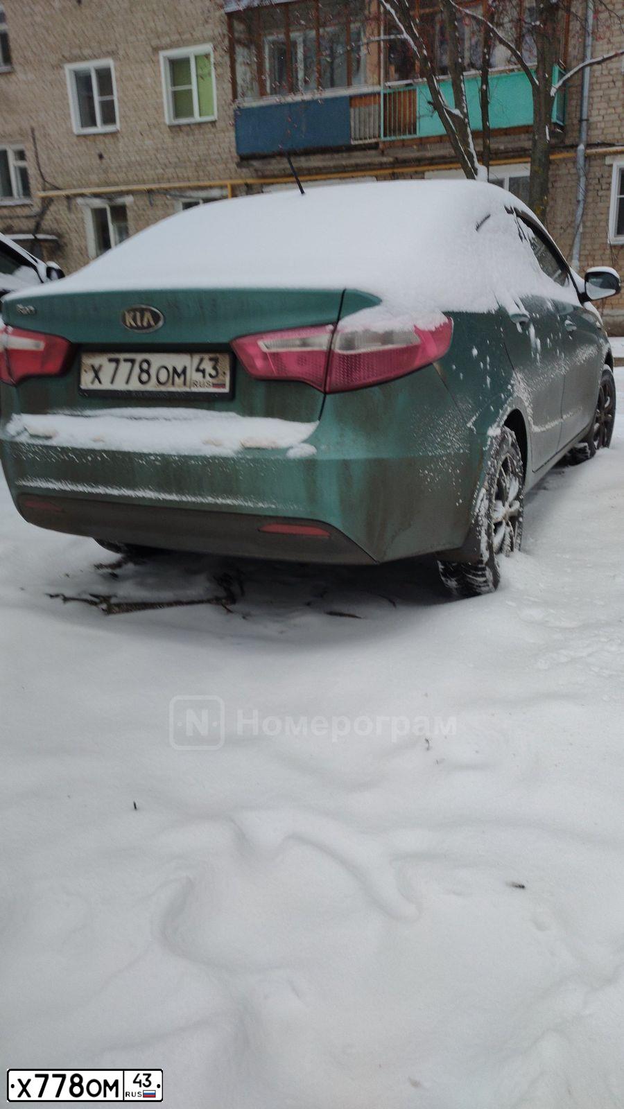 Фото автомобиля KIA RIO, 2013 — госномер Х778ОМ43. Цвет: СВЕТЛО-ЗЕЛЕНЫЙ