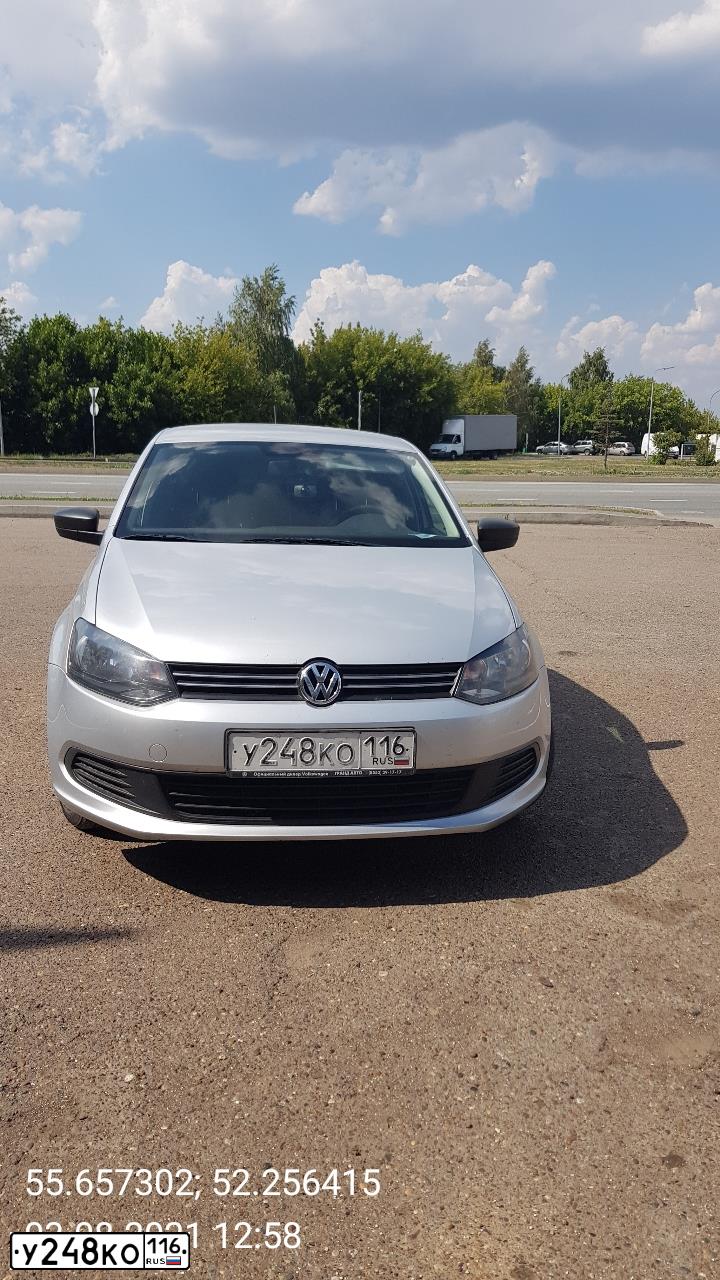 Фото автомобиля VOLKSWAGEN POLO, 2014 — госномер У545ВМ716. Цвет: СЕРЕБРИСТЫЙ