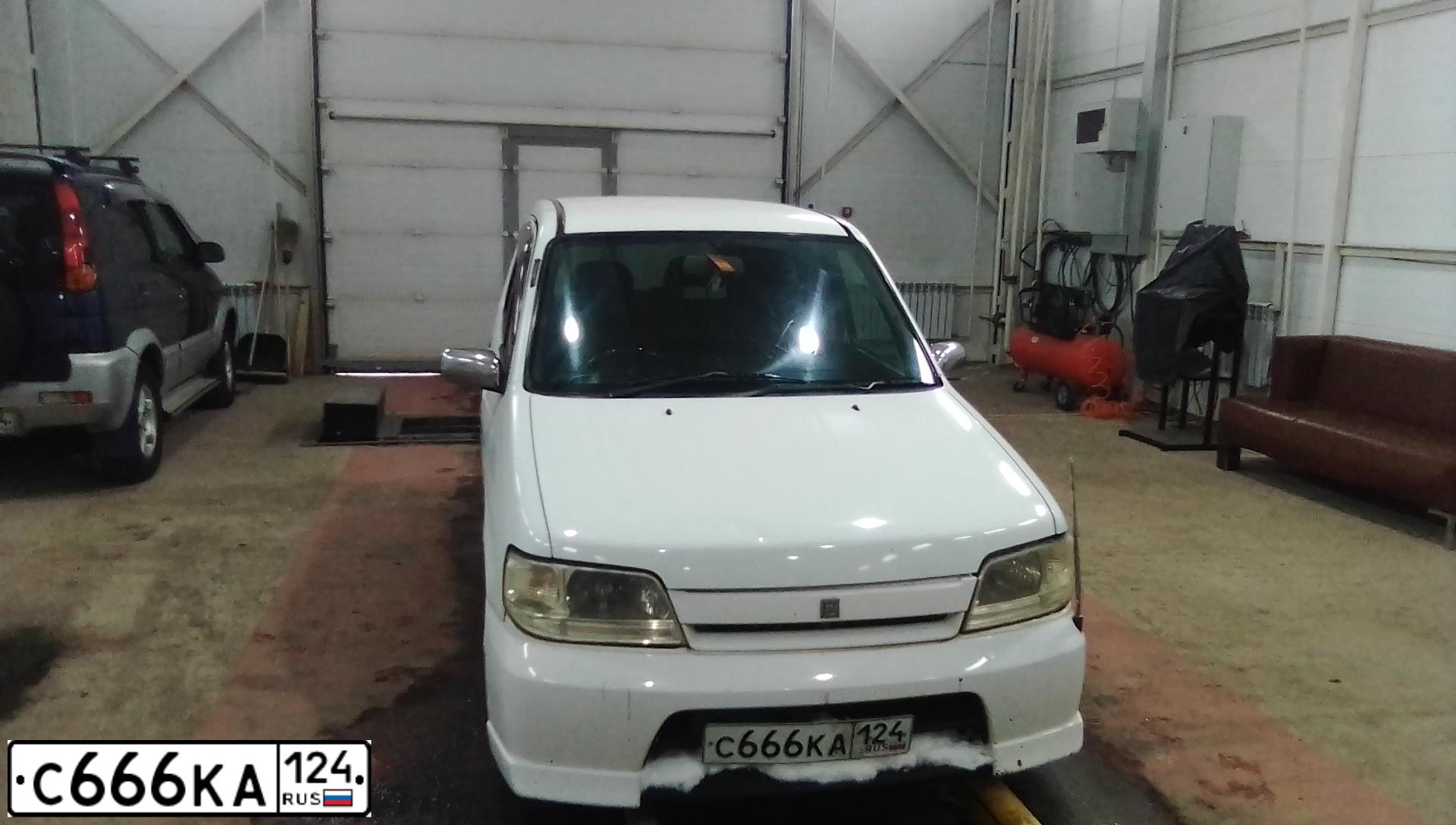 Фото автомобиля БМВ 745I, 2002 — госномер О824ХА124. Цвет: ЧЕРНЫЙ