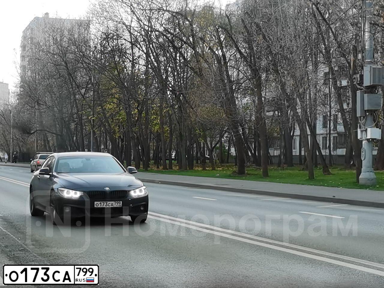 Фото автомобиля BMW SERIE 4, 2019 — госномер О173СА799. Цвет: синий