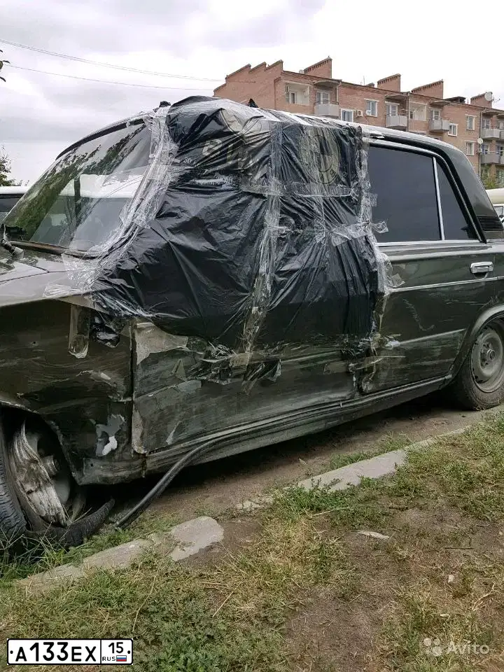 Фото автомобиля LADA 2106, 1998 — госномер А133ЕХ15. Цвет: СЕРЕБРИСТЫЙ ТЕМНО-ЗЕЛЕНЫЙ