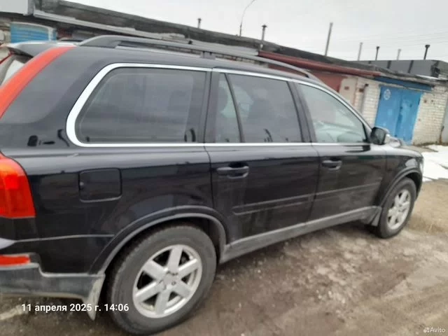Фото автомобиля VOLVO XC90, 2008 — госномер У670АХ152. Цвет: ЧЕРНЫЙ