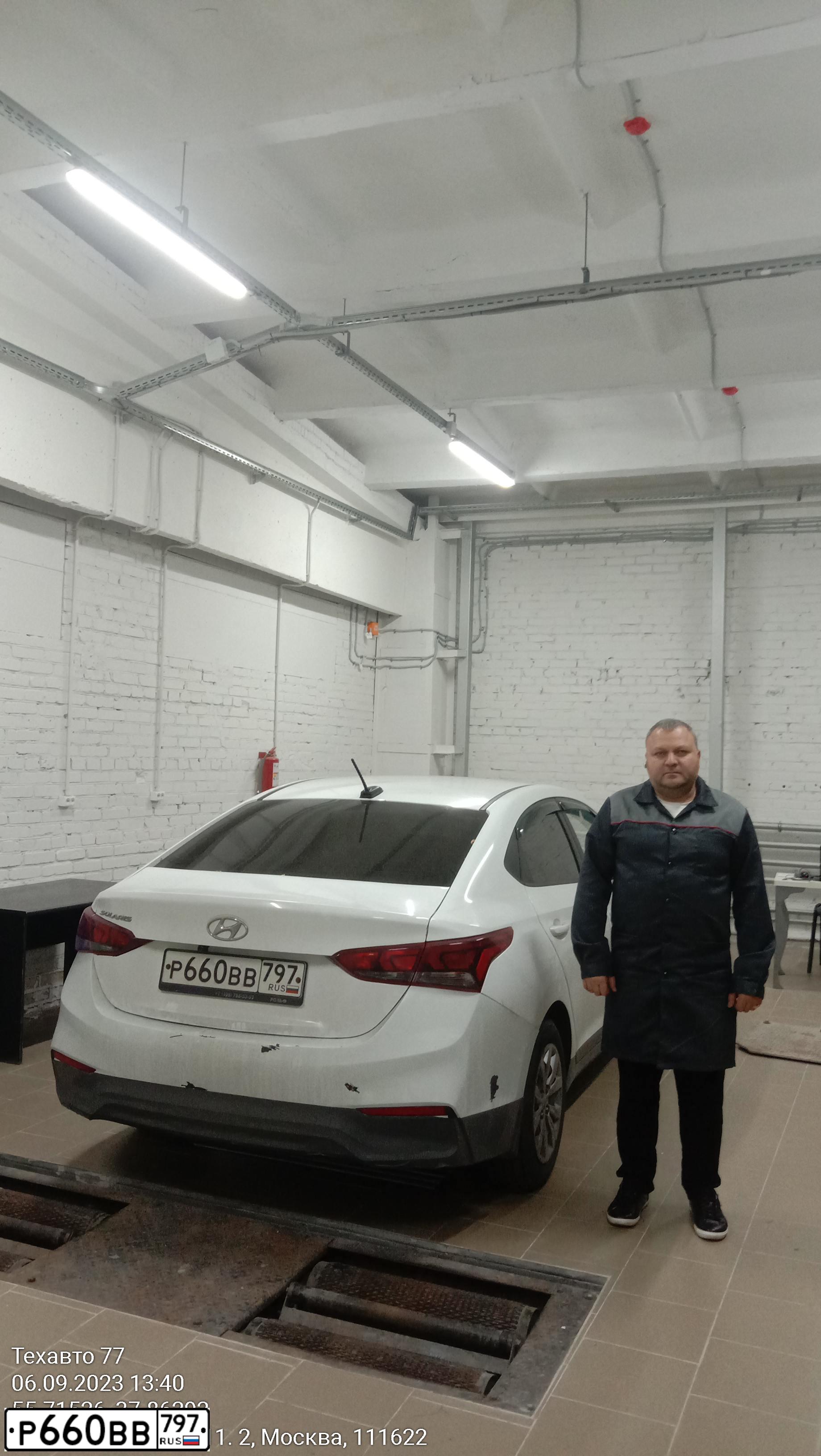 Фото автомобиля HYUNDAI SOLARIS, 2018 — госномер Х486ОХ797. Цвет: ЖЁЛТЫЙ