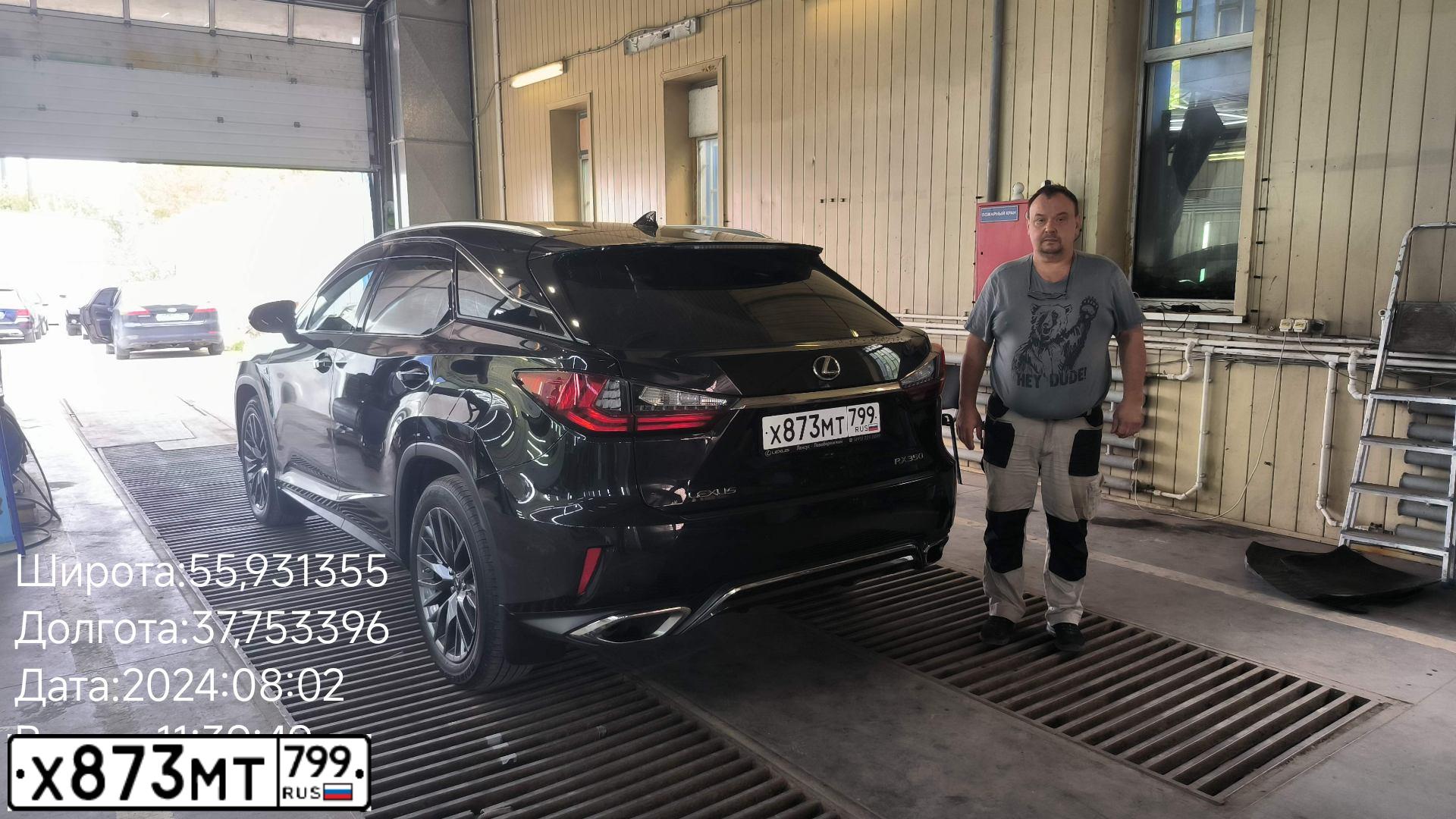 Фото автомобиля LEXUS RX, 2019 — госномер У415ОК48. Цвет: ЧЕРНЫЙ