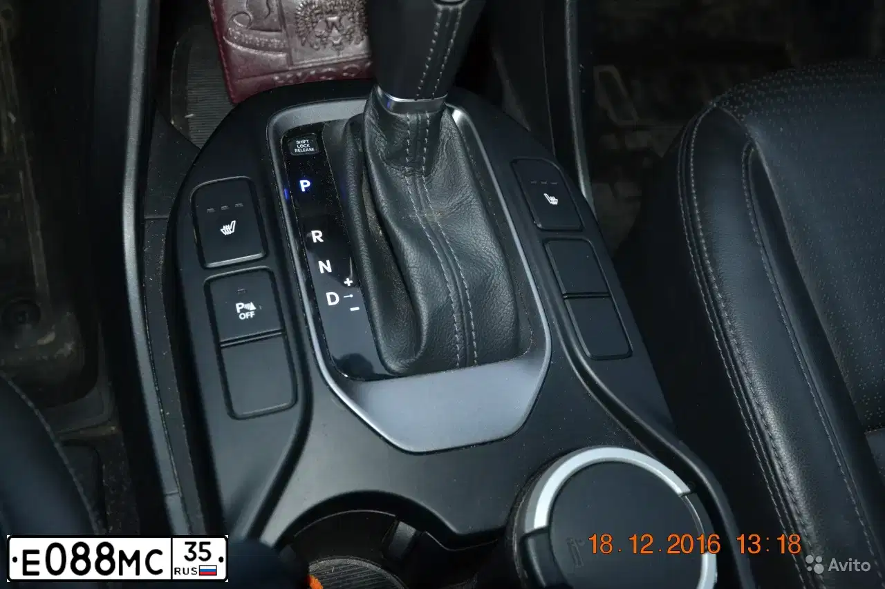 Фото автомобиля HYUNDAI SANTA FE, 2013 — госномер Х479КС76. Цвет: ЧЕРНЫЙ