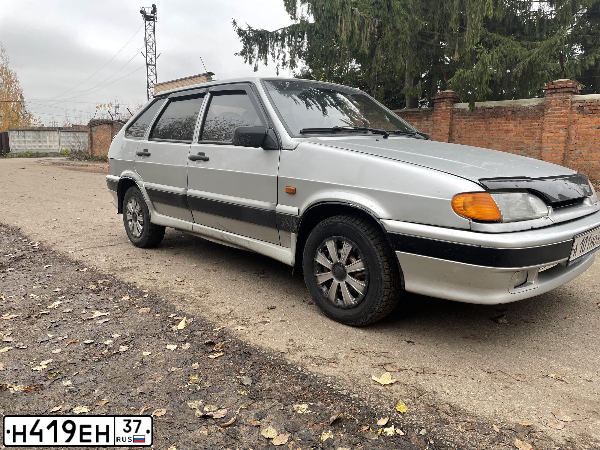 Фото автомобиля LADA 2114 SAMARA, 2004 — госномер А318ХТ790. Цвет: СВЕТЛО-СЕРЕБРИСТЫЙ МЕТ