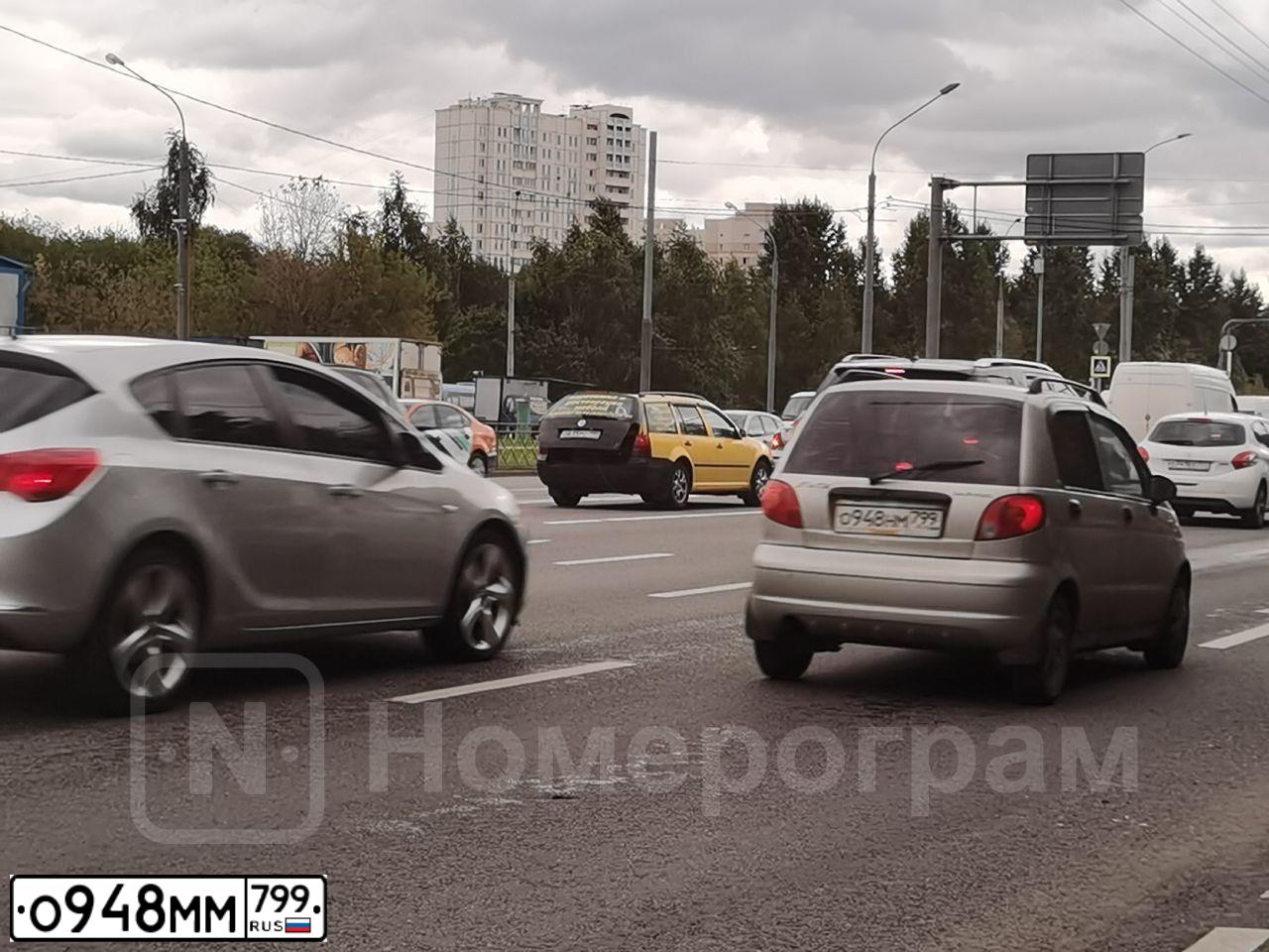 Фото автомобиля TOYOTA COROLLA, 2014 — госномер О948ММ799. Цвет: ЧЕРНЫЙ
