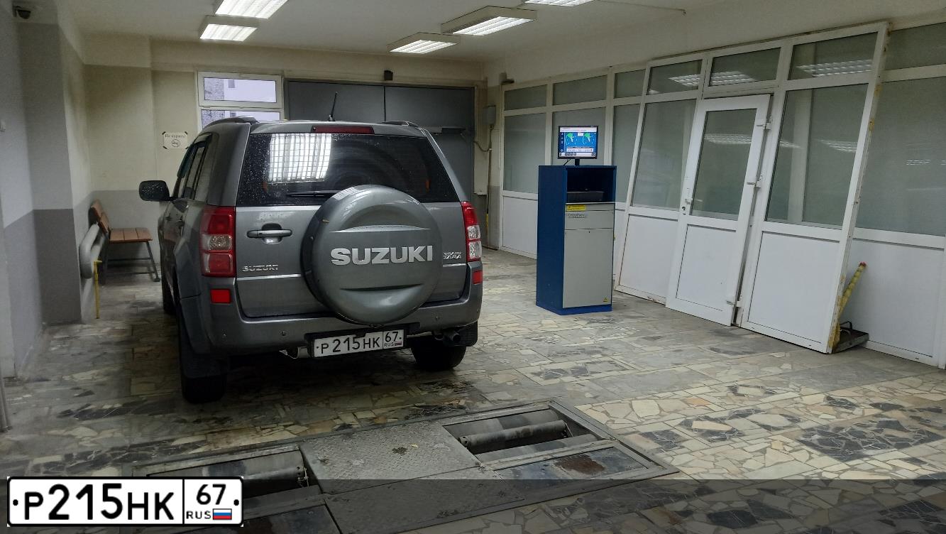 Фото автомобиля SUZUKI /GRAND/ VITARA, 2006 — госномер М971ЕЕ126. Цвет: СЕРЫЙ