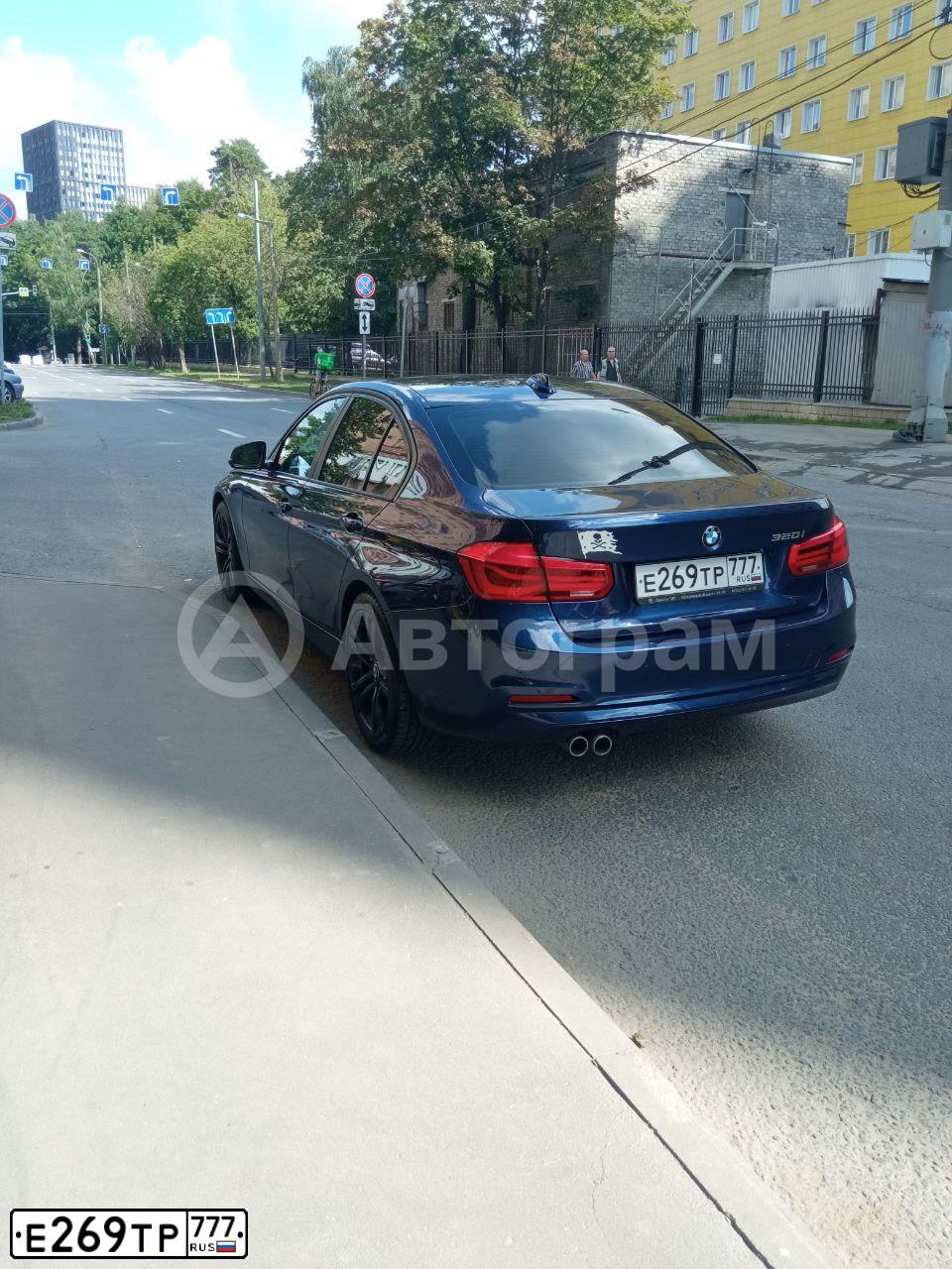 Фото автомобиля BMW SERIE 3, 2016 — госномер Е269ТР777. Цвет: синий