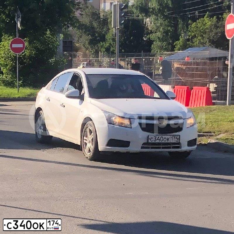 Фото автомобиля CHEVROLET CRUZE, 2011 — госномер С340ОК174. Цвет: БЕЛЫЙ