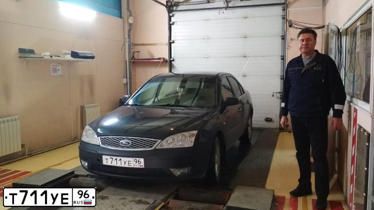 Фото автомобиля FORD MONDEO, 2006 — госномер Т711УЕ96. Цвет: ЧЕРНЫЙ