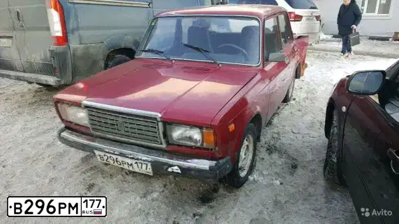 Фото автомобиля LADA 2107, 2007 — госномер У194СУ62. Цвет: ВИШНЕВЫЙ