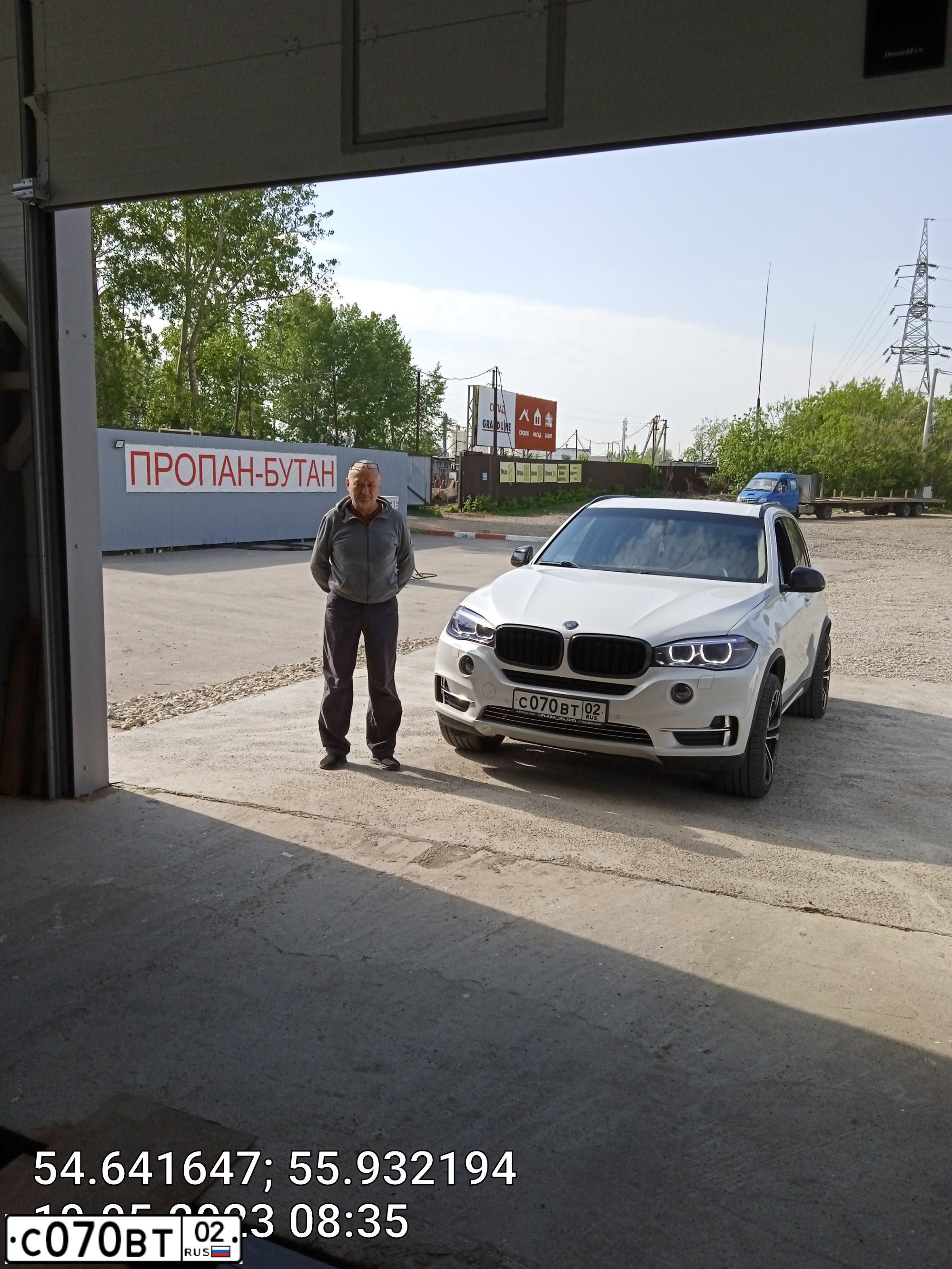 Фото автомобиля LADA 2115 SAMARA, 2005 — госномер С070ВТ02. Цвет: Светло-Серебристый металлик