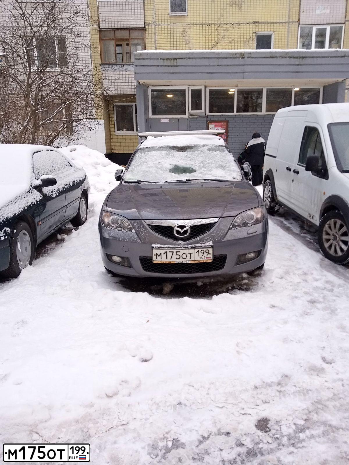 Фото автомобиля MAZDA 3, 2008 — госномер О434МК977. Цвет: Серый