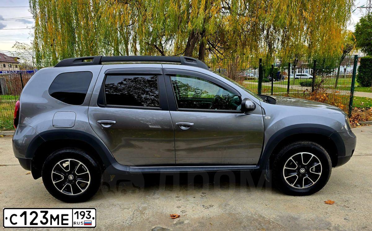 Фото автомобиля RENAULT DUSTER, 2021 — госномер С123МЕ193. Цвет: СЕРЫЙ