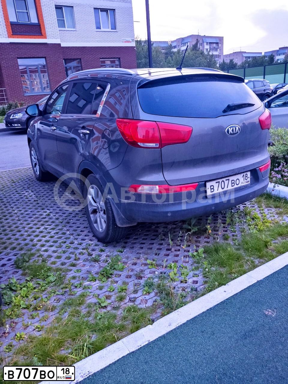 Фото автомобиля KIA SPORTAGE, 2014 — госномер Е689ОК21. Цвет: Серебристый