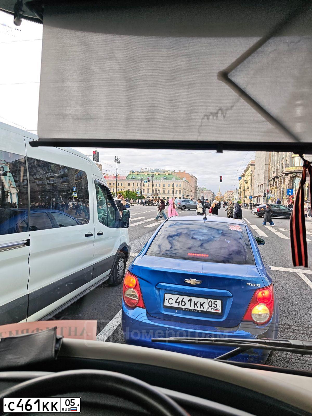 Фото автомобиля CHEVROLET AVEO, 2012 — госномер С461КК05. Цвет: синий