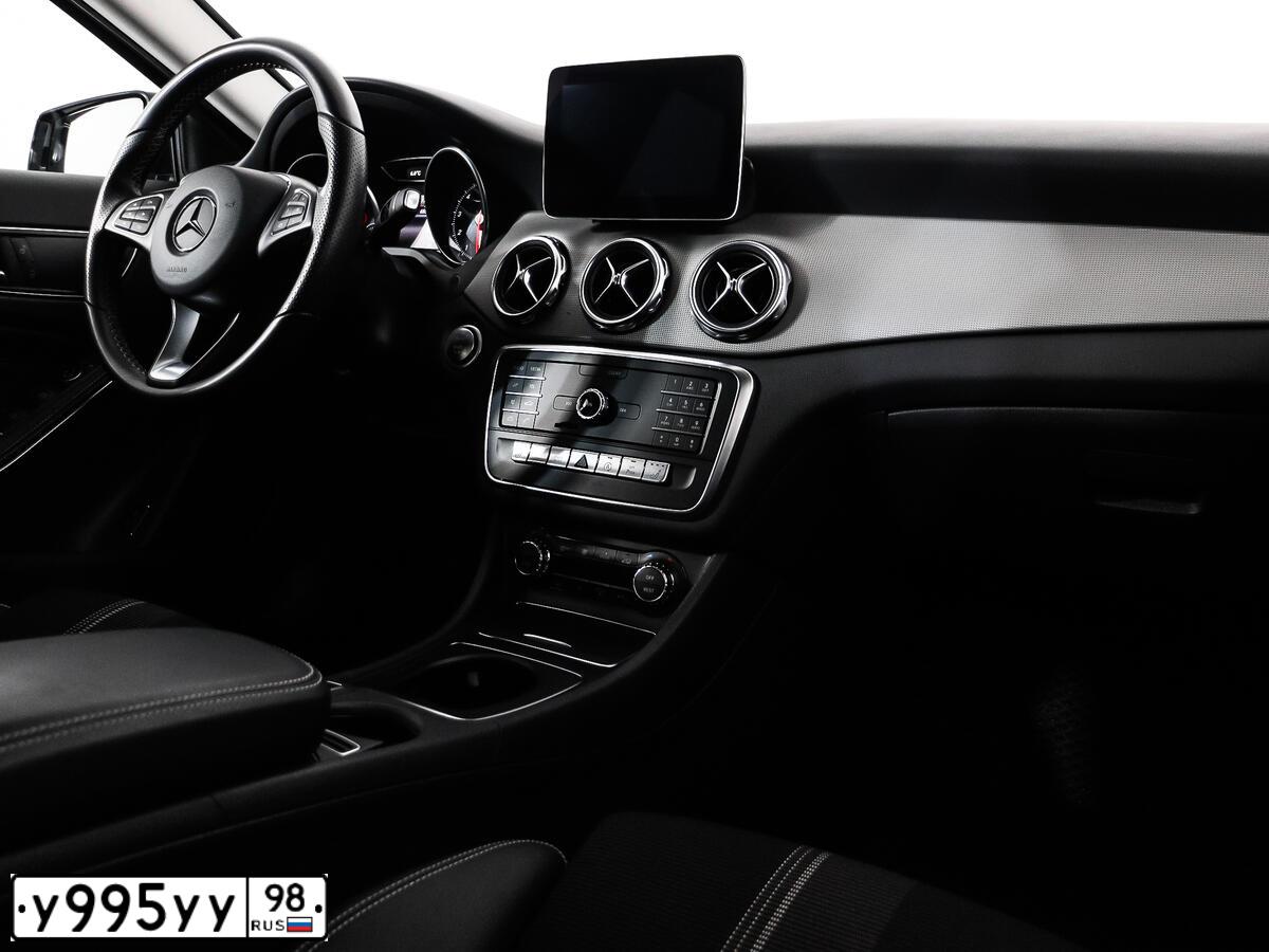 Фото автомобиля MERCEDES-BENZ GLA200, 2017 — госномер Н048ОЕ198. Цвет: ЧЕРНЫЙ