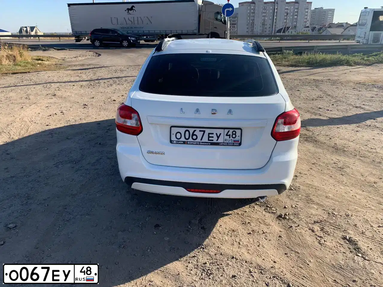 Фото автомобиля LADA 2191 GRANTA, 2018 — госномер О067ЕУ48. Цвет: Белый