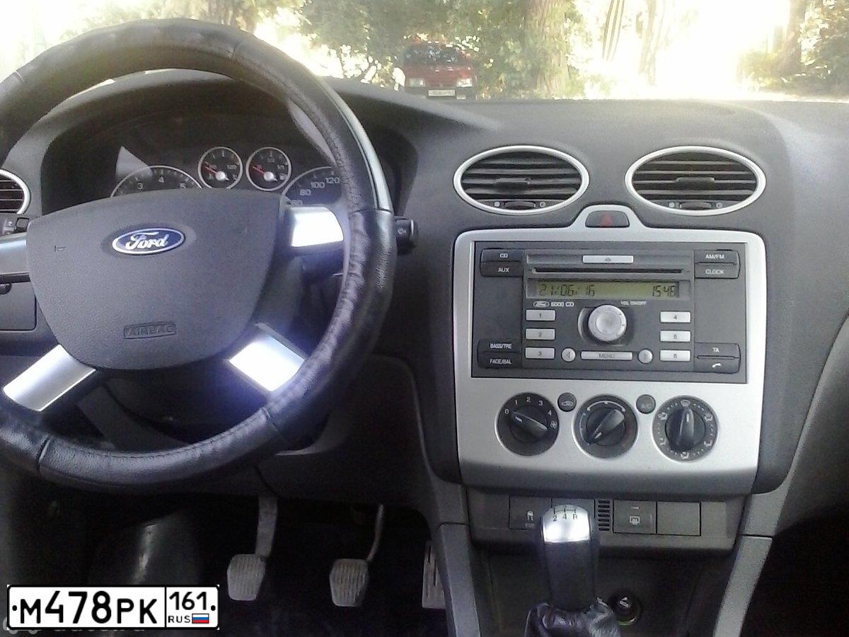 Фото автомобиля FORD FOCUS, 2007 — госномер М478РК161. Цвет: Серебристый