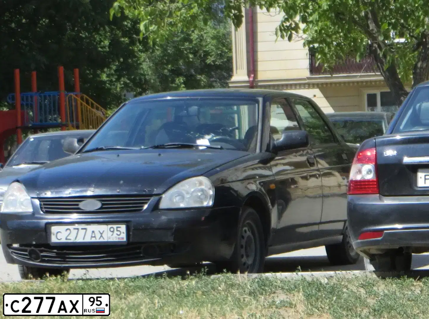 Фото автомобиля LADA 2170 PRIORA, 2008 — госномер С277АХ95. Цвет: СИНЕ-ЧЕРНЫЙ