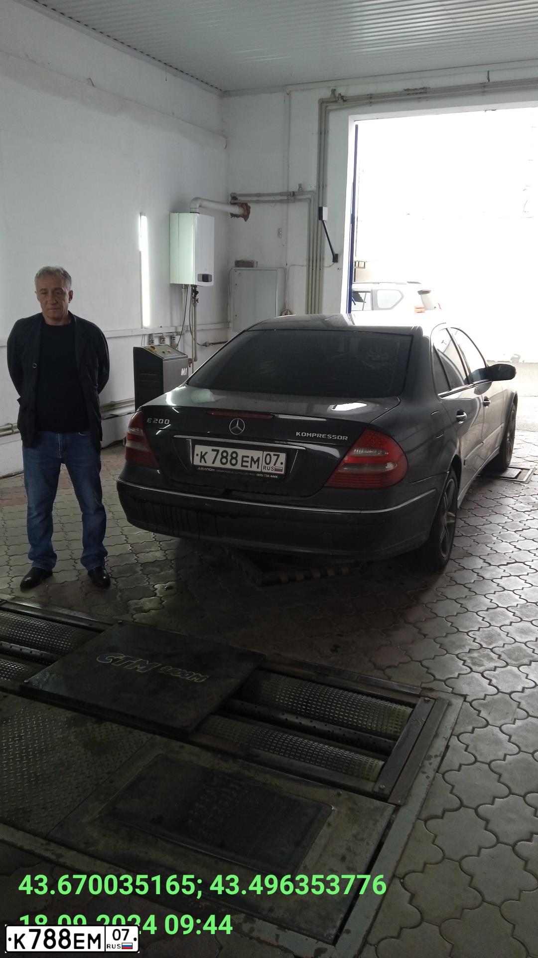 Фото автомобиля MERCEDES E-KLASSE, 2004 — госномер К788ЕМ07. Цвет: ЧЕРНЫЙ