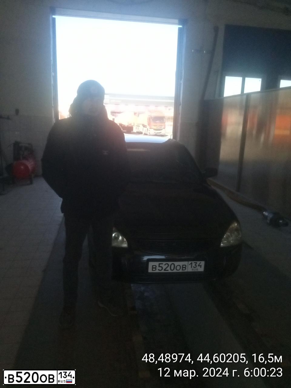 Фото автомобиля LADA PRIORA, 2008 — госномер М710ХК134
