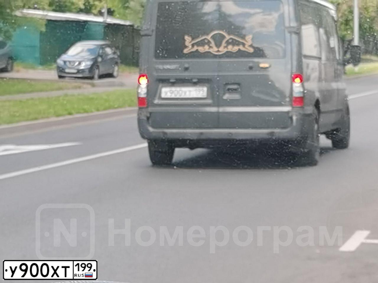 Фото автомобиля VOLKSWAGEN PASSAT, 1999 — госномер Х161ММ799. Цвет: ЗЕЛЕНЫЙ
