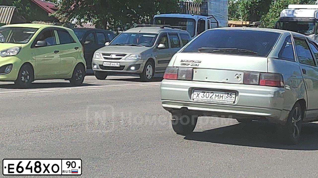 Фото автомобиля MITSUBISHI LANCER, 2005 — госномер Н193ХТ82. Цвет: СЕРЫЙ