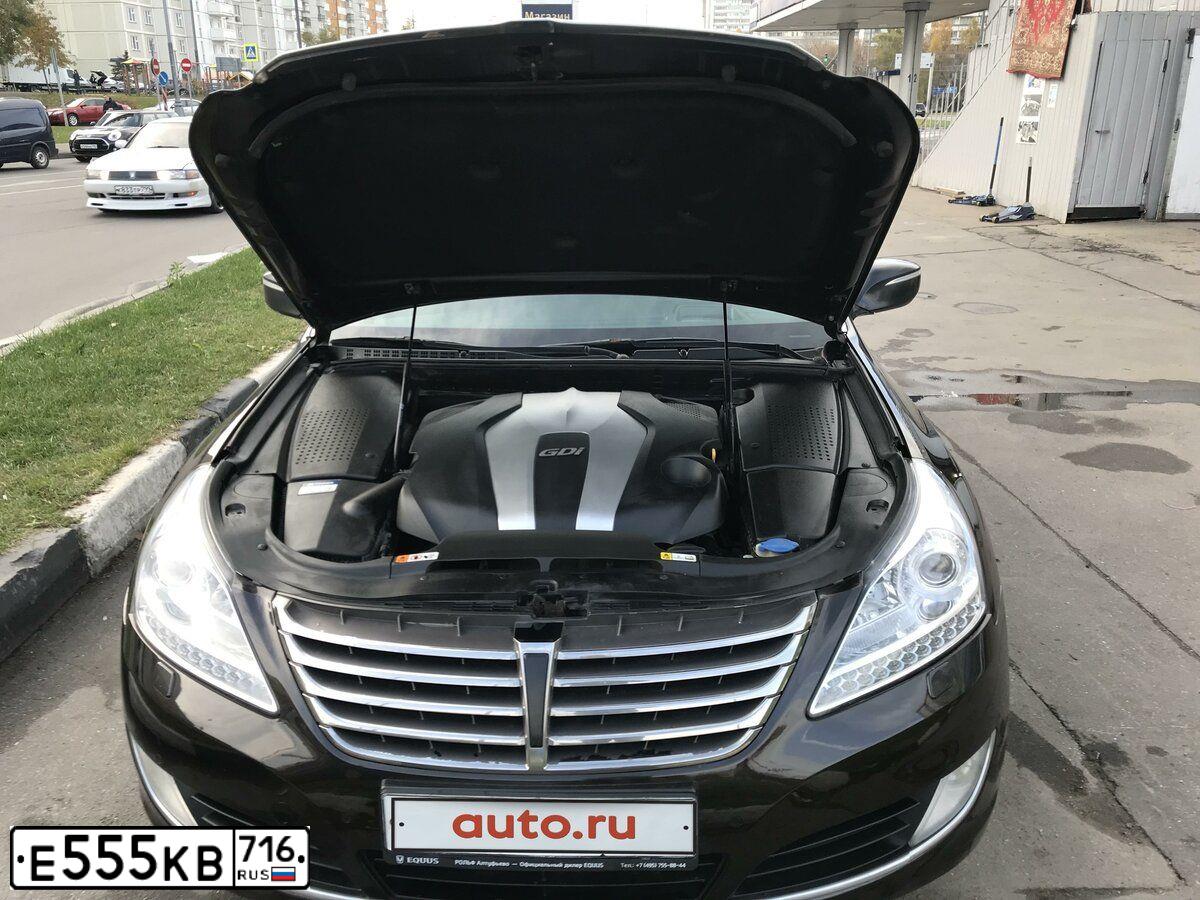 Фото автомобиля HYUNDAI EQUUS, 2014 — госномер Е555КВ716. Цвет: ЧЕРНЫЙ