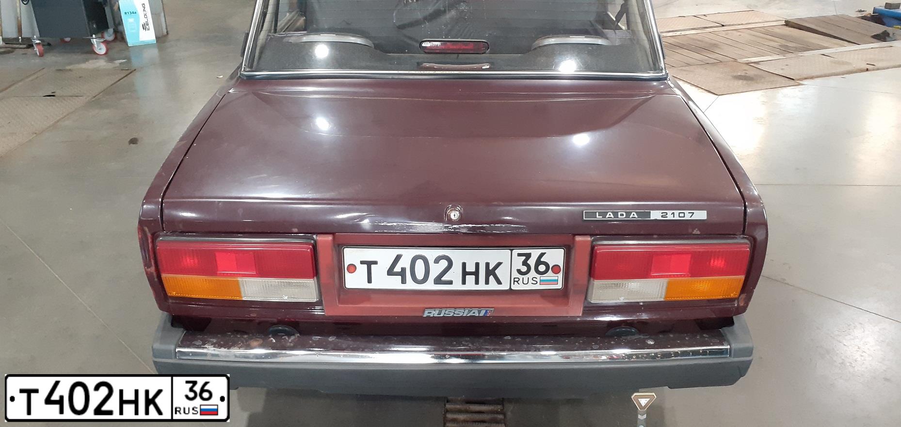 Фото автомобиля LADA 2107, 2007 — госномер Т402НК36. Цвет: ТЕМНО-ВИШНЕВЫЙ