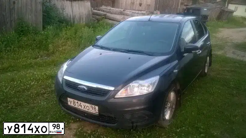 Фото автомобиля FORD FOCUS, 2009 — госномер К099СК53. Цвет: ТЕМНО-СЕРЫЙ
