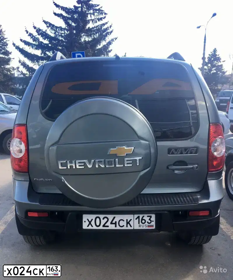 Фото автомобиля CHEVROLET NIVA, 2011 — госномер А673ОС156. Цвет: ТЕМНО СЕРЫЙ МЕТАЛЛИК