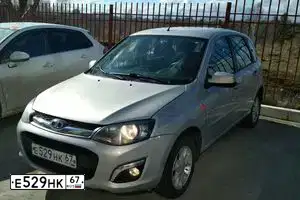 Фото автомобиля LADA 2192 KALINA, 2013 — госномер Е529НК67. Цвет: Серебристый