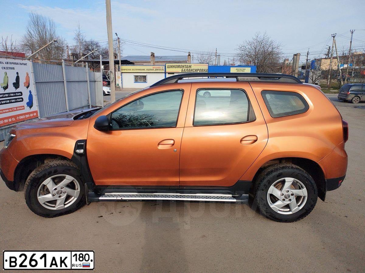 Фото автомобиля RENAULT DUSTER, 2020 — госномер Р056ТС797. Цвет: Оранжевый