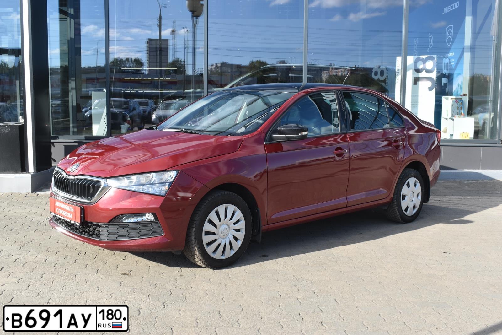 Фото автомобиля SKODA RAPID, 2021 — госномер В691АУ180. Цвет: Красный