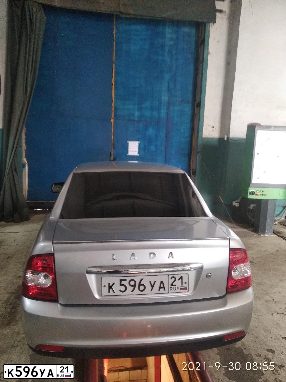 Фото автомобиля LADA 2170 PRIORA, 2010 — госномер А606ТТ21. Цвет: СВЕЛО-СЕРЫЙ МЕТАЛИК