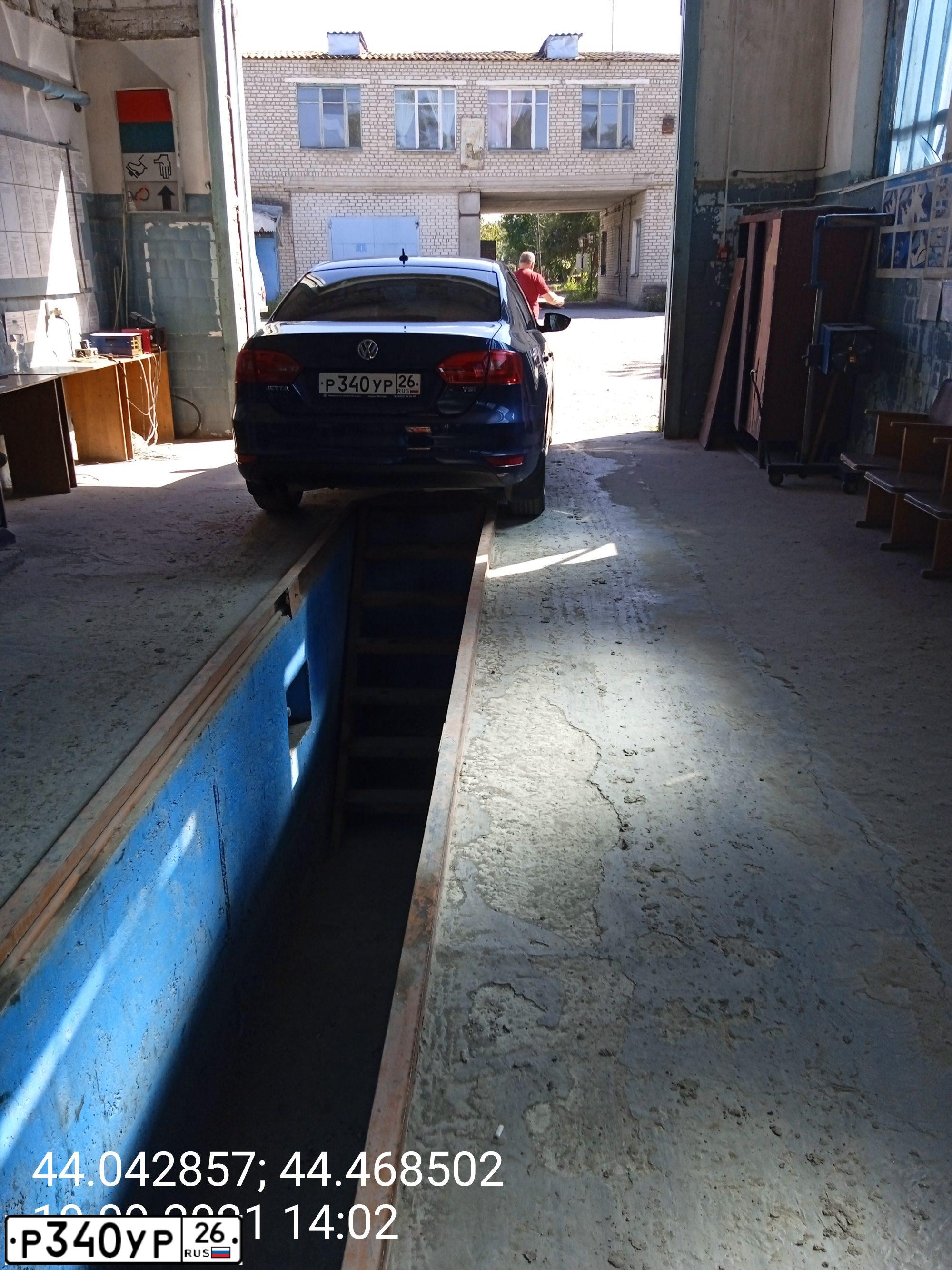 Фото автомобиля VOLKSWAGEN JETTA, 2013 — госномер С178СВ152. Цвет: ЧЕРНЫЙ
